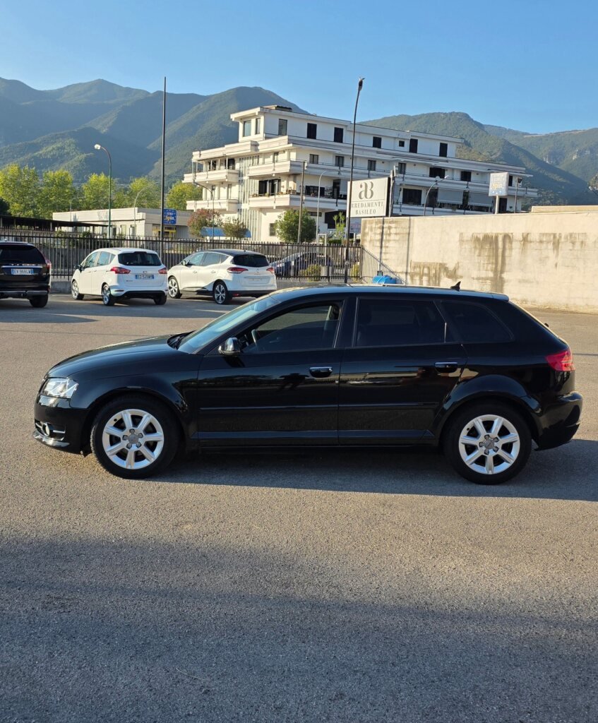 Audi A3 SPB 1.6 TDI 105 CV S Tronic12/2012